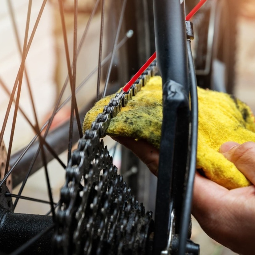 自転車の油で服が汚れたときの対処法5つ！時間が経った汚れや応急処置の方法も