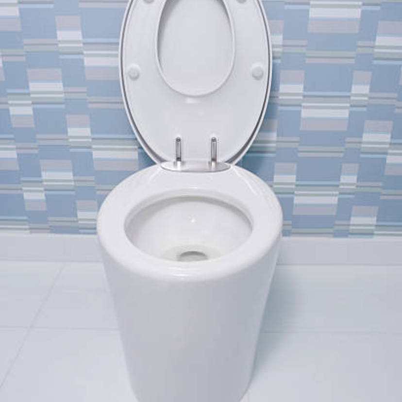 トイレの水垢や尿石の落とし方3つ。洗剤紹介や、原因と予防も！