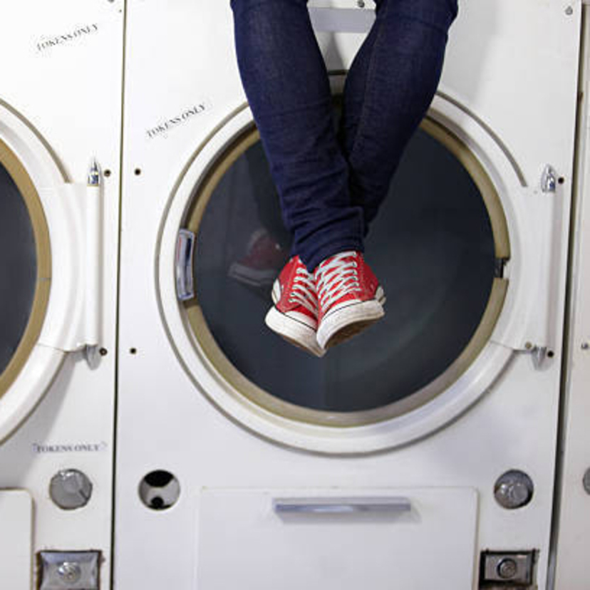 洗濯機で靴を洗う方法7ステップと3つの注意点。臭いも取れる！